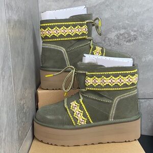 UGG CLASSIC MINI II BRAID PLATFORM